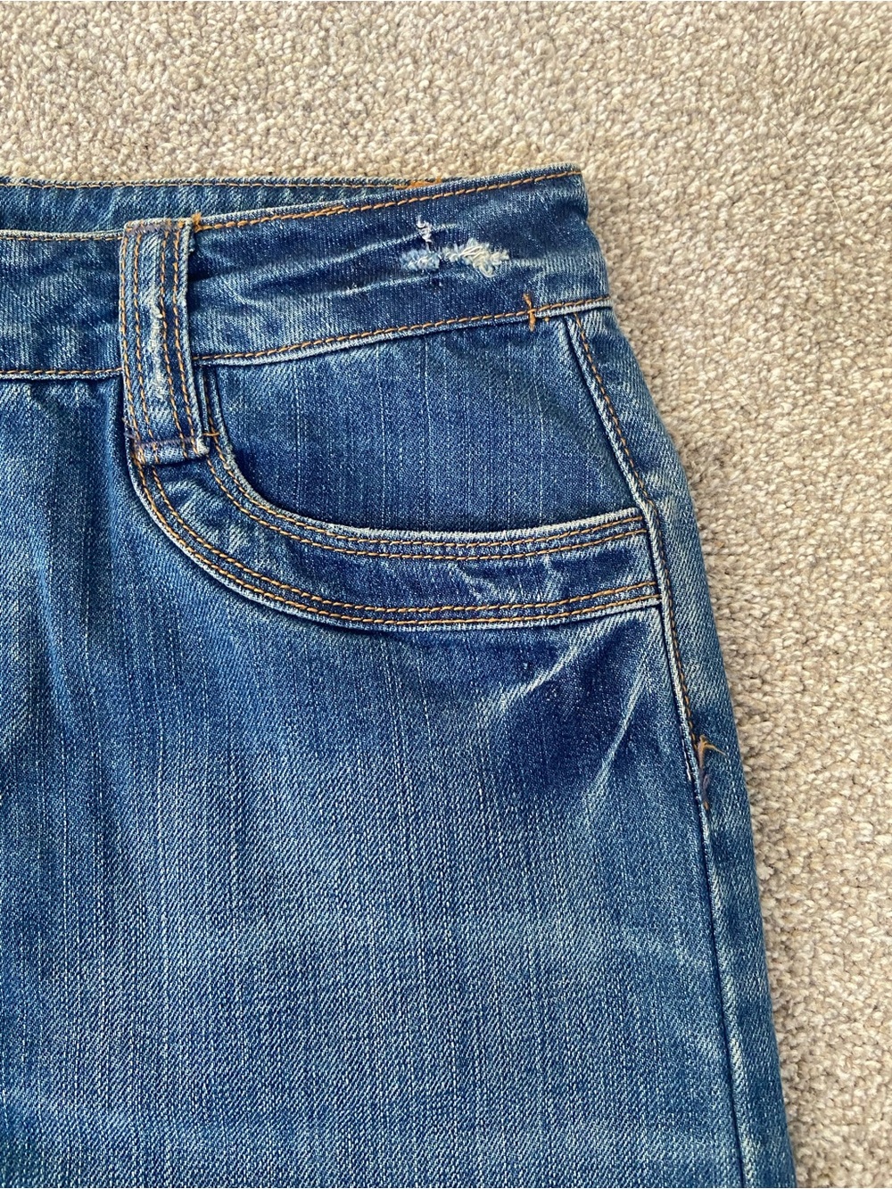 Y2K 2000s Old Navy Low Rise Raw Hem Denim Mini Skirt - Picture 9 of 12